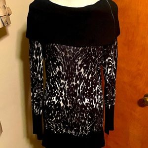 CACHE Wide Neck/Off the Shoulder Sweater - XL